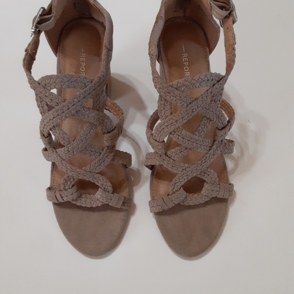 Report "PAULA" Womens Size 6 strappy open toe sandal shoes, 3" chunky heels - Picture 3 of 11